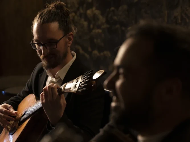 Guitarristas no Fado Maior